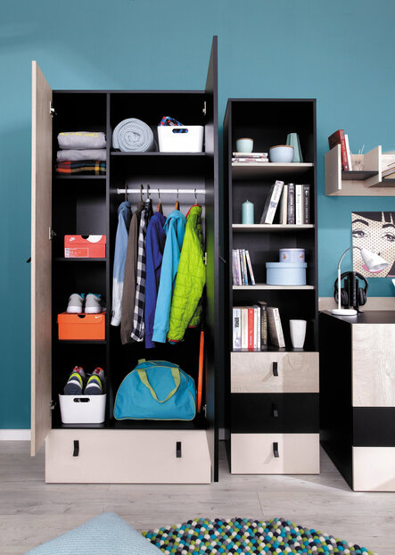 Šatníková skriňa PL03 čierna/dub/béžová 80x50x190