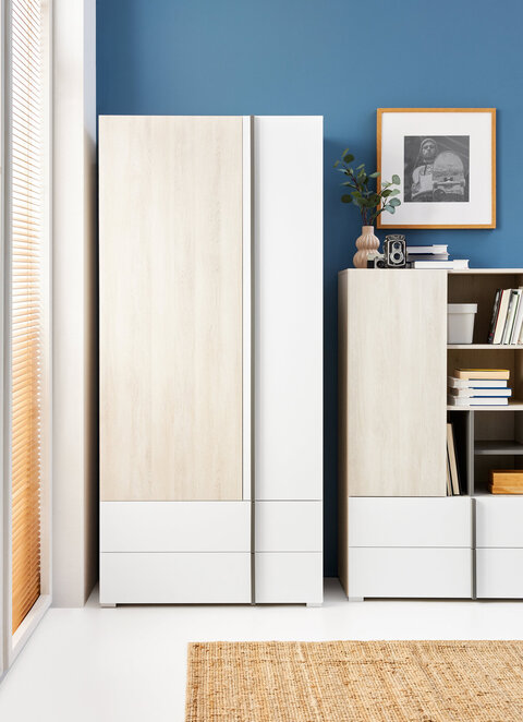 Šatníková skriňa RM02 dub wilton biely/biela/antracit 90x50x195